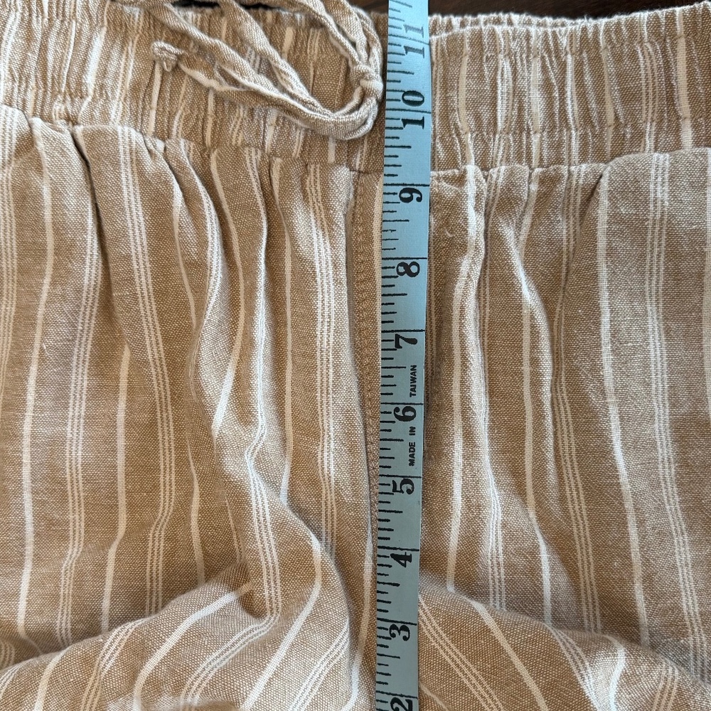 Briggs Women's Tan & White Linen Beach Pants, Tie Waist, Size Medium - Picture 8 of 12